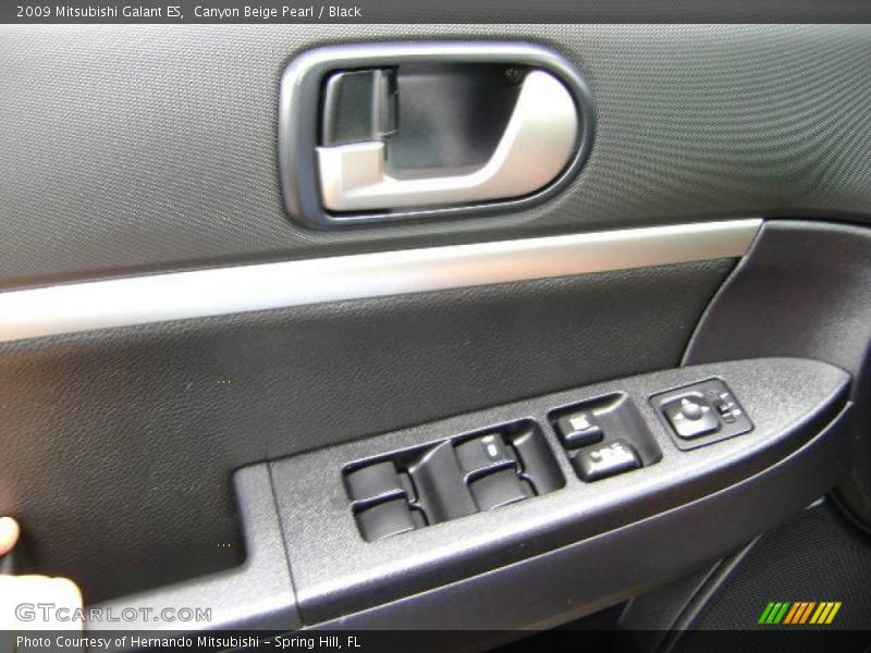 Canyon Beige Pearl / Black 2009 Mitsubishi Galant ES