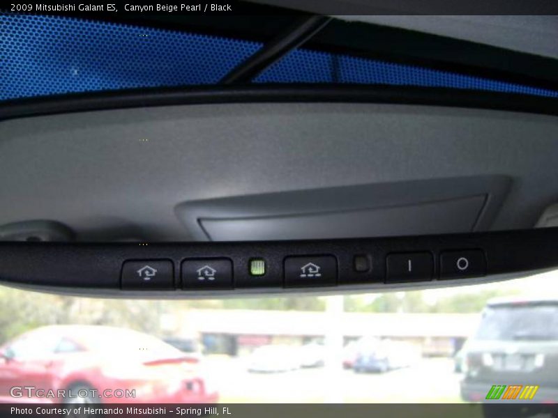 Canyon Beige Pearl / Black 2009 Mitsubishi Galant ES