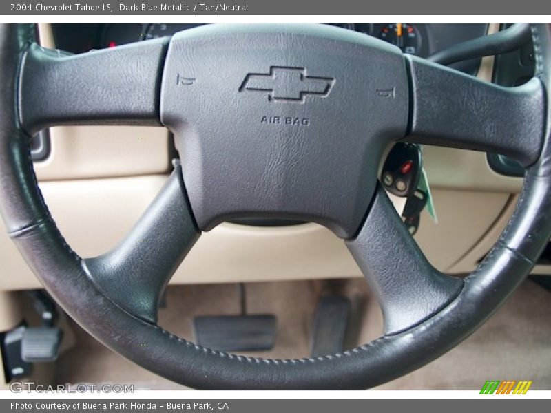 Dark Blue Metallic / Tan/Neutral 2004 Chevrolet Tahoe LS