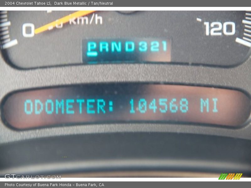 Dark Blue Metallic / Tan/Neutral 2004 Chevrolet Tahoe LS
