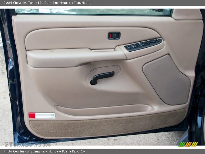 Dark Blue Metallic / Tan/Neutral 2004 Chevrolet Tahoe LS