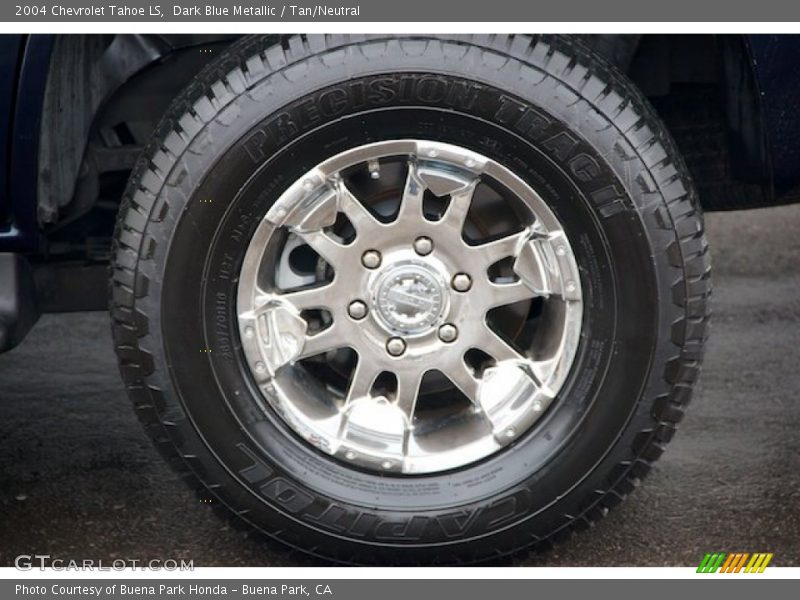 Dark Blue Metallic / Tan/Neutral 2004 Chevrolet Tahoe LS