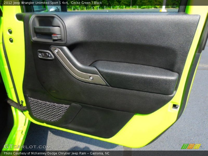 Gecko Green / Black 2012 Jeep Wrangler Unlimited Sport S 4x4