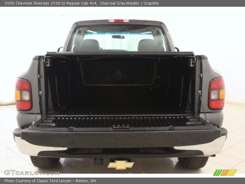 Charcoal Gray Metallic / Graphite 2000 Chevrolet Silverado 1500 LS Regular Cab 4x4