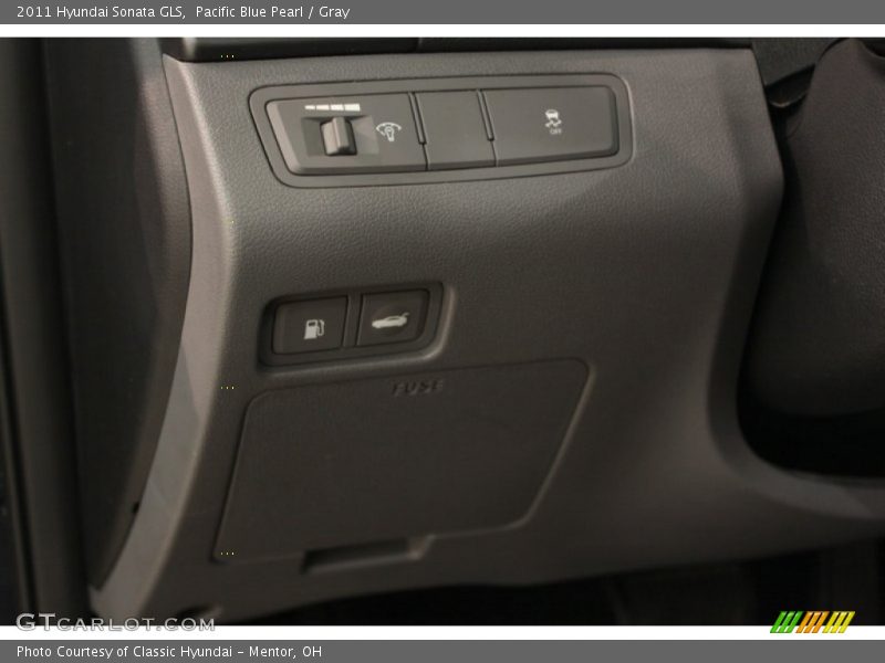Pacific Blue Pearl / Gray 2011 Hyundai Sonata GLS