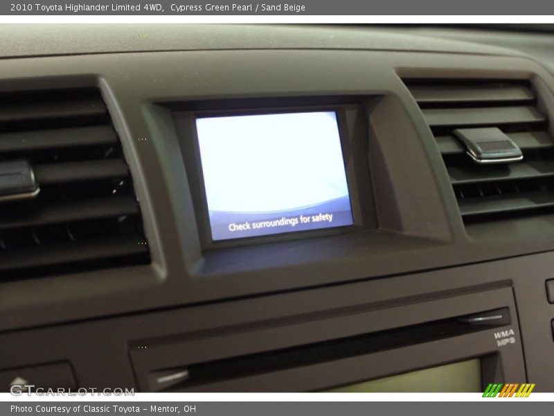 Cypress Green Pearl / Sand Beige 2010 Toyota Highlander Limited 4WD