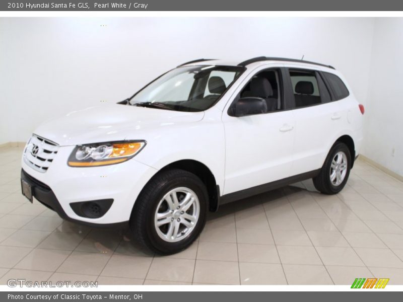 Pearl White / Gray 2010 Hyundai Santa Fe GLS