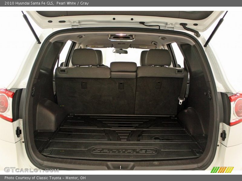 Pearl White / Gray 2010 Hyundai Santa Fe GLS