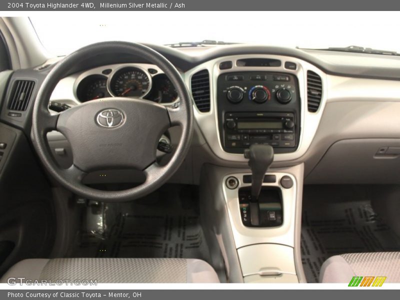 Dashboard of 2004 Highlander 4WD