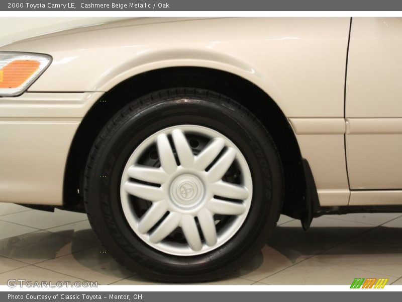  2000 Camry LE Wheel