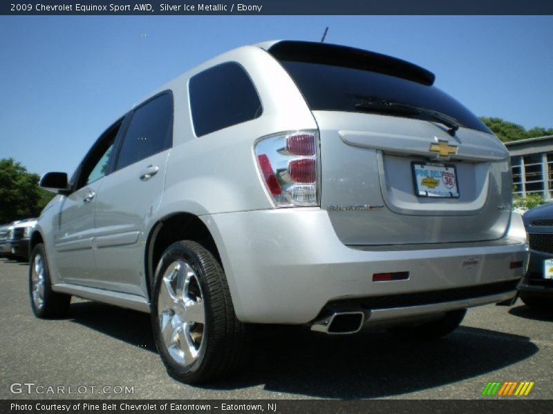 Silver Ice Metallic / Ebony 2009 Chevrolet Equinox Sport AWD