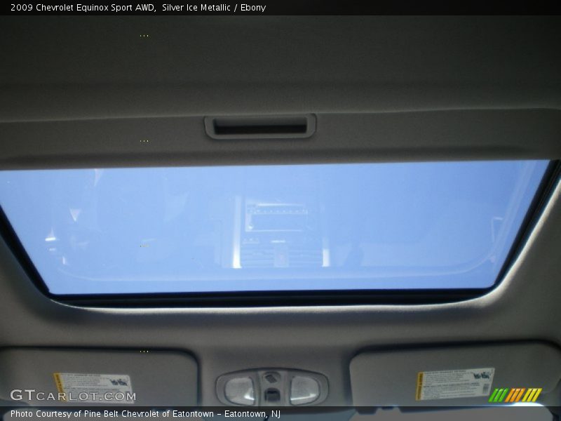 Silver Ice Metallic / Ebony 2009 Chevrolet Equinox Sport AWD