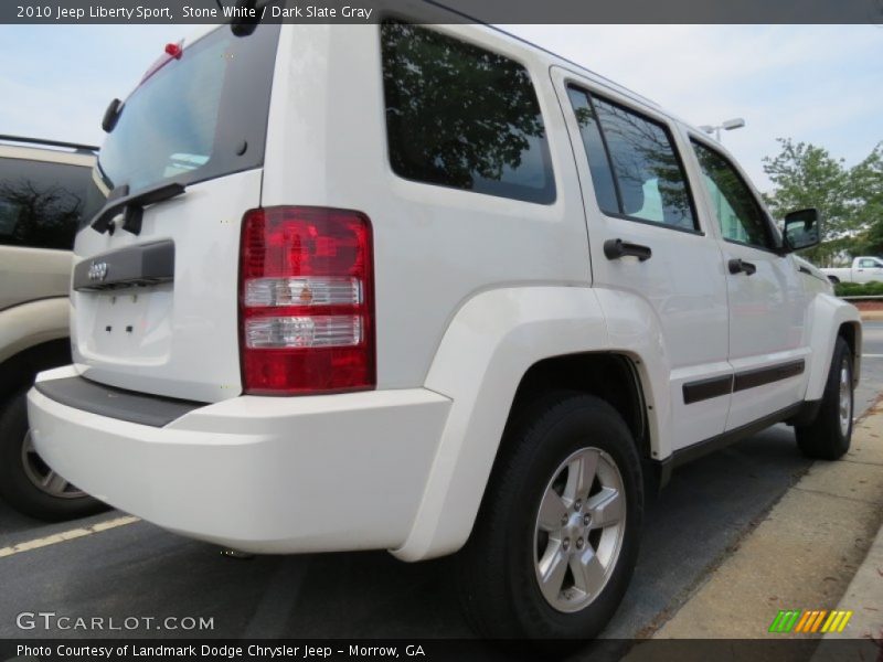 Stone White / Dark Slate Gray 2010 Jeep Liberty Sport