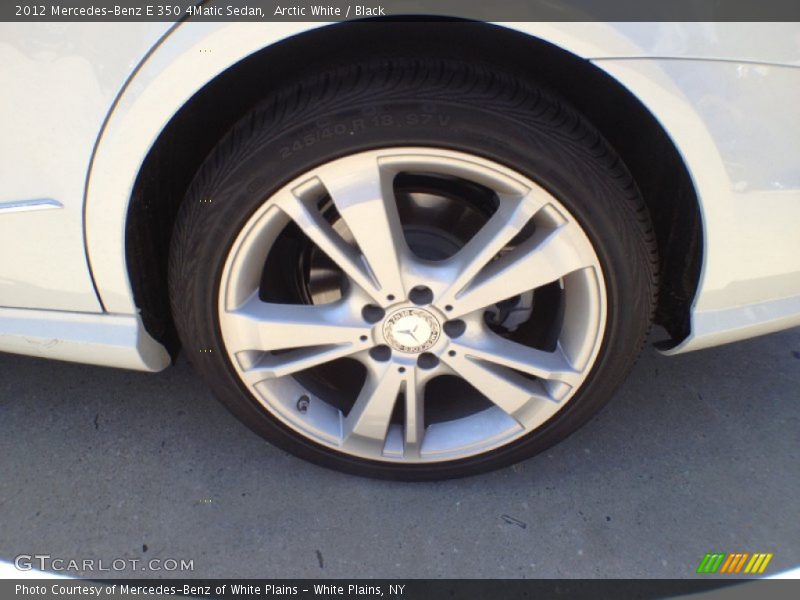 Arctic White / Black 2012 Mercedes-Benz E 350 4Matic Sedan