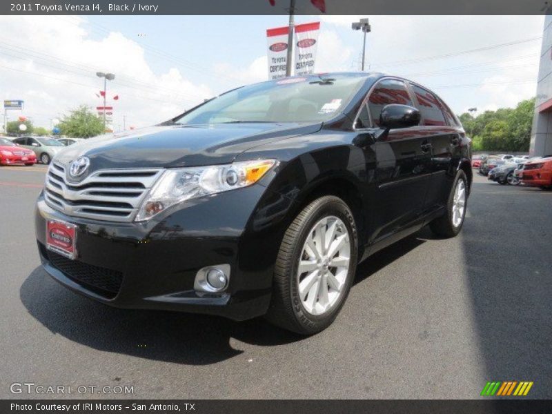 Black / Ivory 2011 Toyota Venza I4