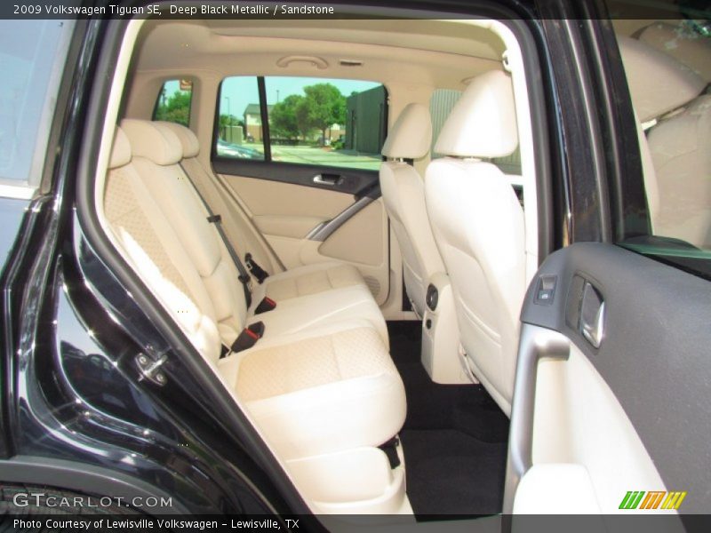Deep Black Metallic / Sandstone 2009 Volkswagen Tiguan SE