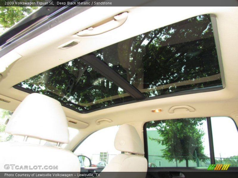 Deep Black Metallic / Sandstone 2009 Volkswagen Tiguan SE