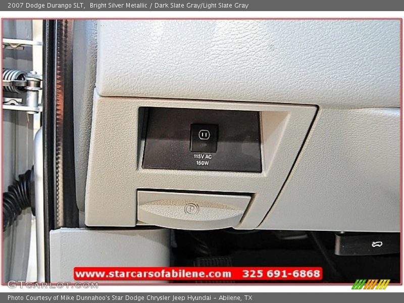 Bright Silver Metallic / Dark Slate Gray/Light Slate Gray 2007 Dodge Durango SLT