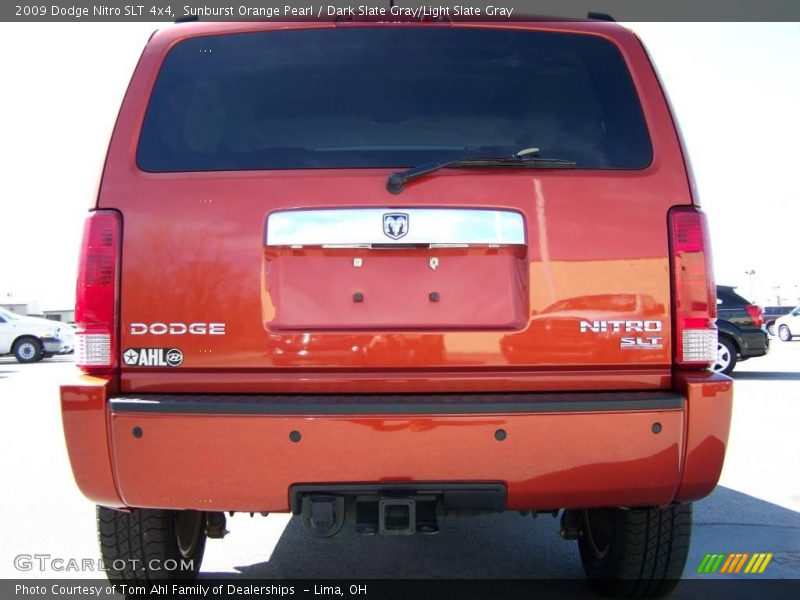 Sunburst Orange Pearl / Dark Slate Gray/Light Slate Gray 2009 Dodge Nitro SLT 4x4