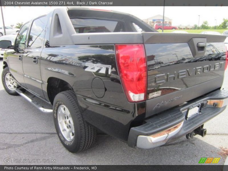 Black / Dark Charcoal 2004 Chevrolet Avalanche 1500 Z71 4x4