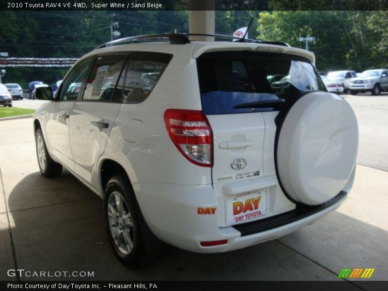 Super White / Sand Beige 2010 Toyota RAV4 V6 4WD