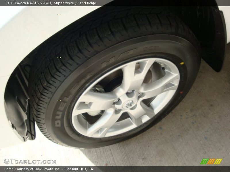 Super White / Sand Beige 2010 Toyota RAV4 V6 4WD