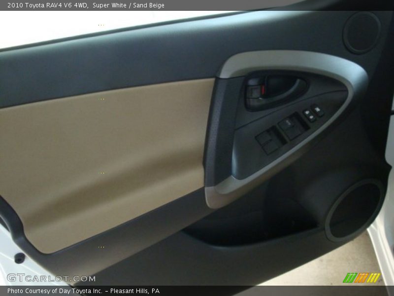 Super White / Sand Beige 2010 Toyota RAV4 V6 4WD