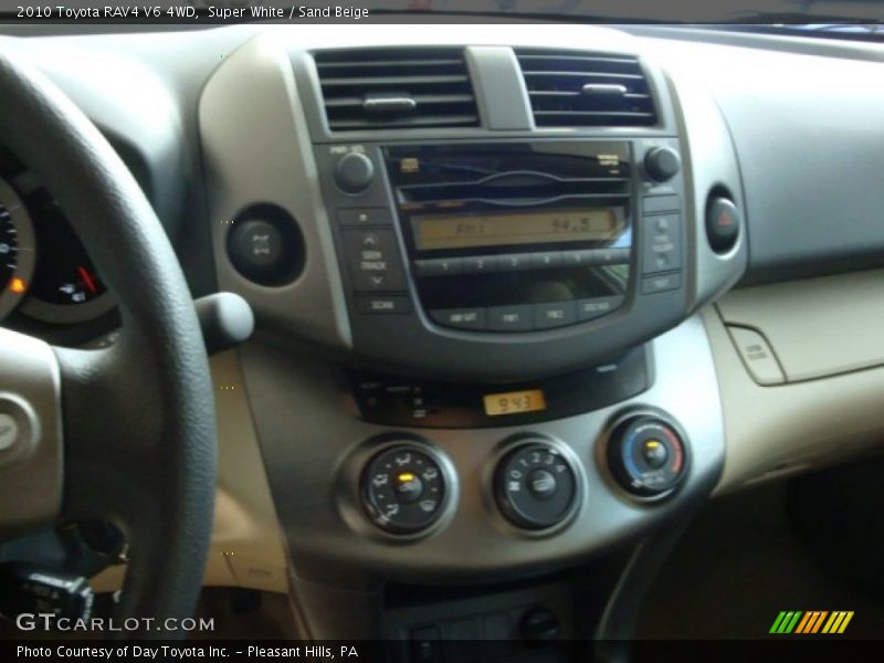 Super White / Sand Beige 2010 Toyota RAV4 V6 4WD