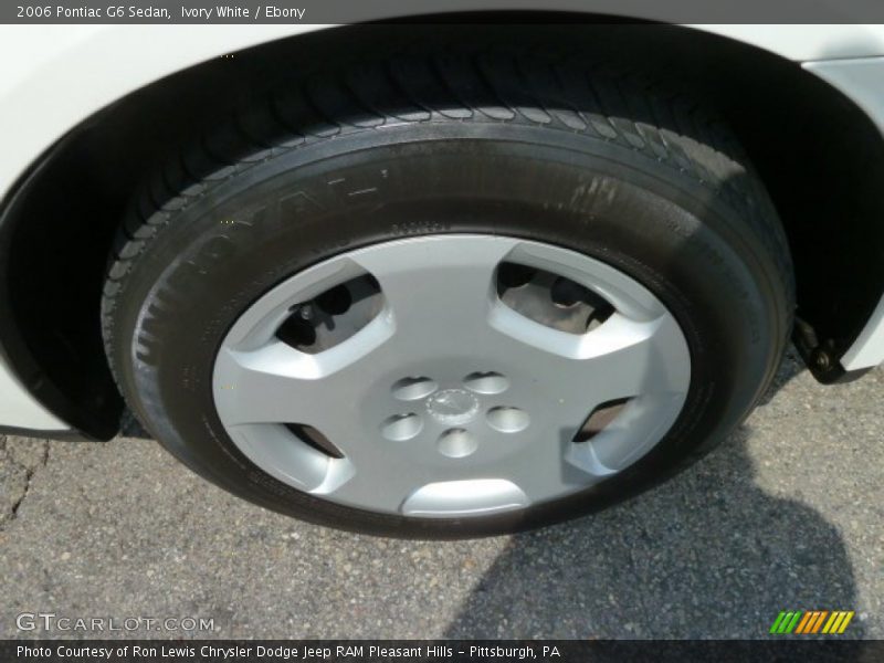 Ivory White / Ebony 2006 Pontiac G6 Sedan
