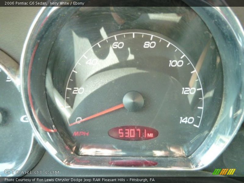 Ivory White / Ebony 2006 Pontiac G6 Sedan