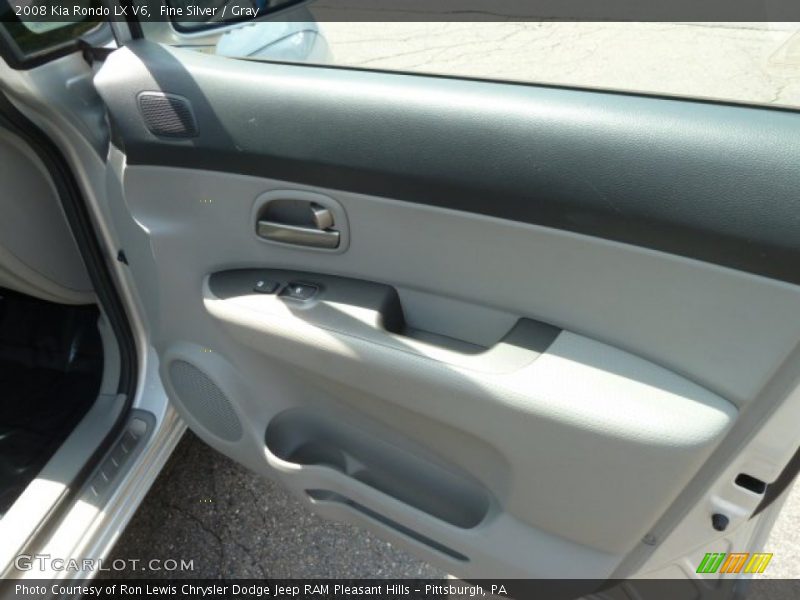 Fine Silver / Gray 2008 Kia Rondo LX V6