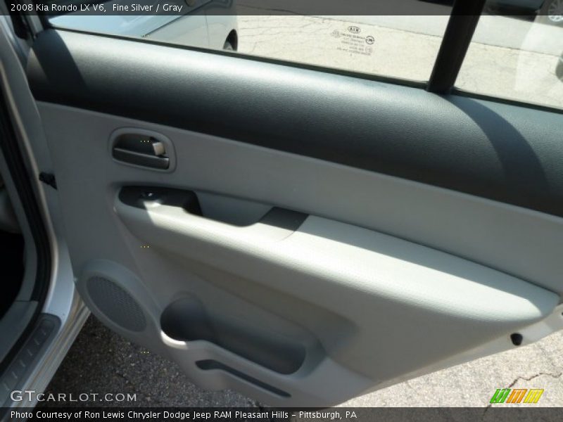 Fine Silver / Gray 2008 Kia Rondo LX V6