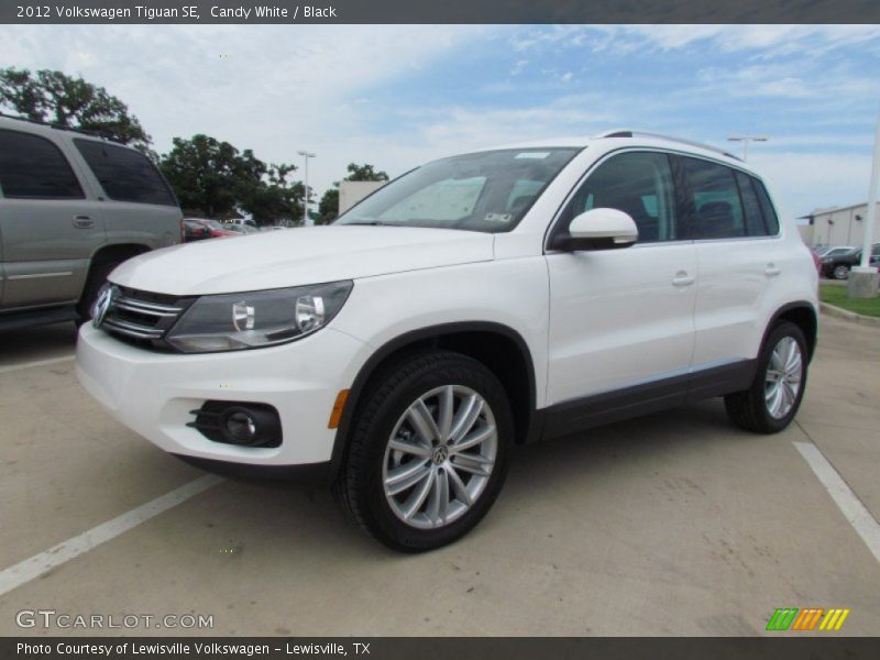 Candy White / Black 2012 Volkswagen Tiguan SE