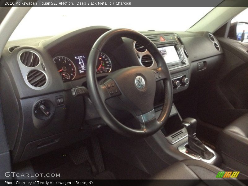 Deep Black Metallic / Charcoal 2010 Volkswagen Tiguan SEL 4Motion