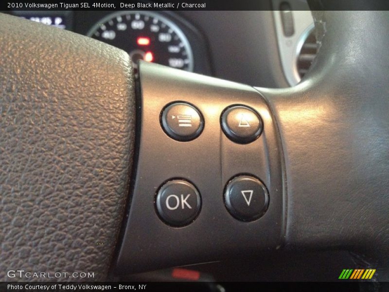 Deep Black Metallic / Charcoal 2010 Volkswagen Tiguan SEL 4Motion