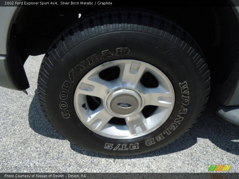 Silver Birch Metallic / Graphite 2002 Ford Explorer Sport 4x4