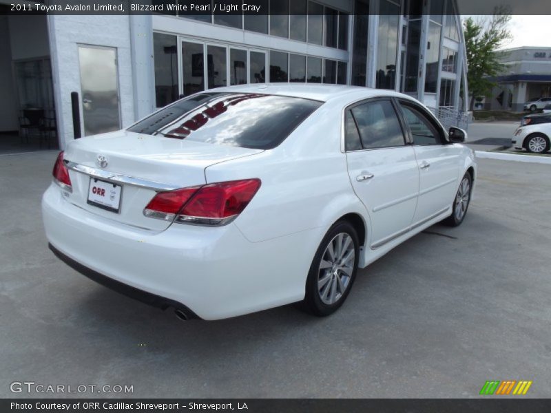 Blizzard White Pearl / Light Gray 2011 Toyota Avalon Limited
