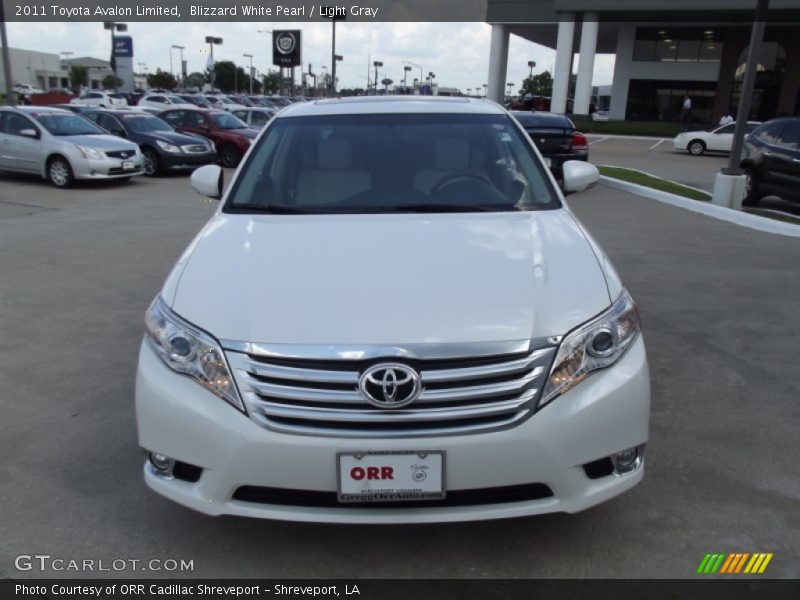 Blizzard White Pearl / Light Gray 2011 Toyota Avalon Limited