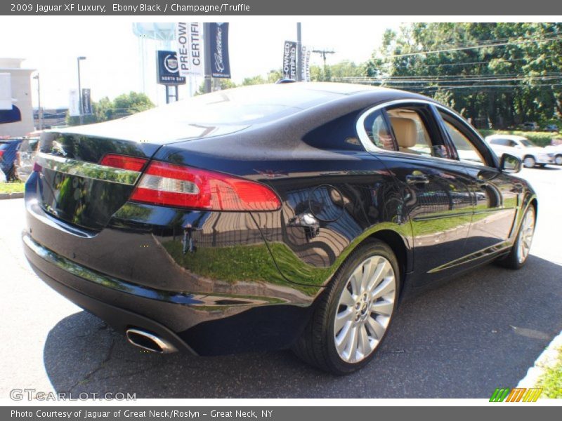 Ebony Black / Champagne/Truffle 2009 Jaguar XF Luxury