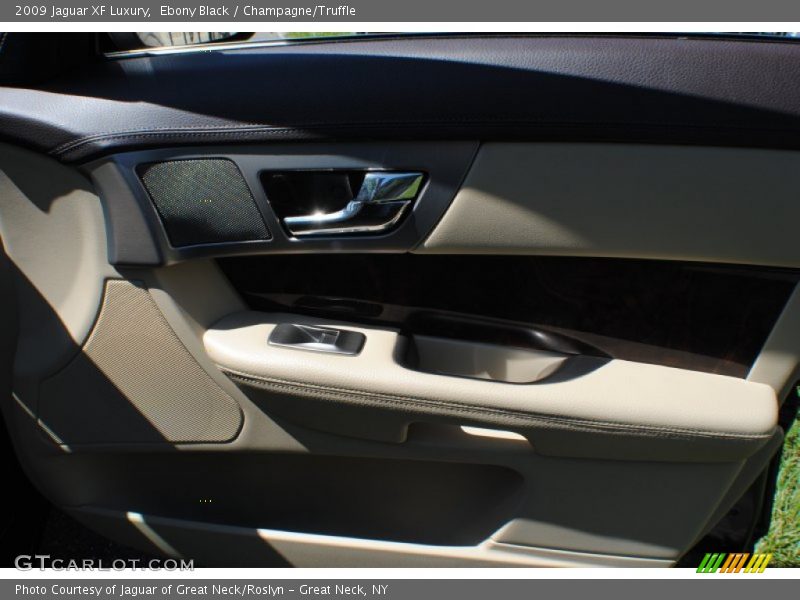 Ebony Black / Champagne/Truffle 2009 Jaguar XF Luxury