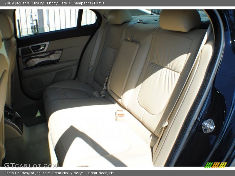 Ebony Black / Champagne/Truffle 2009 Jaguar XF Luxury
