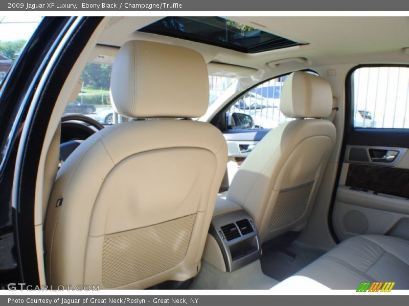 Ebony Black / Champagne/Truffle 2009 Jaguar XF Luxury