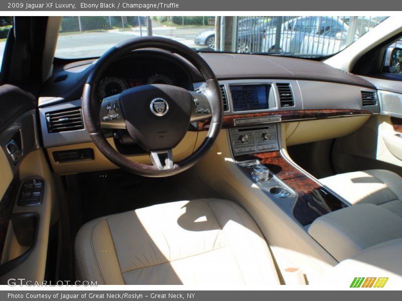 Ebony Black / Champagne/Truffle 2009 Jaguar XF Luxury