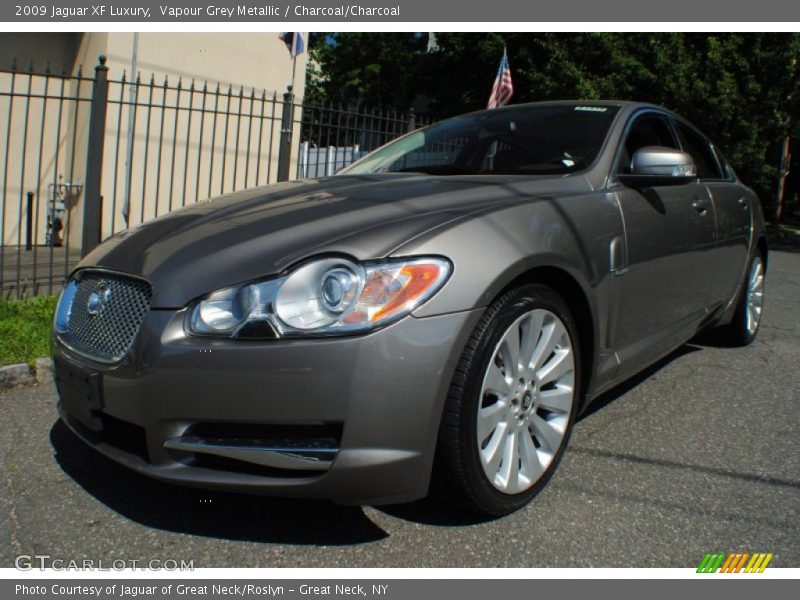 Vapour Grey Metallic / Charcoal/Charcoal 2009 Jaguar XF Luxury