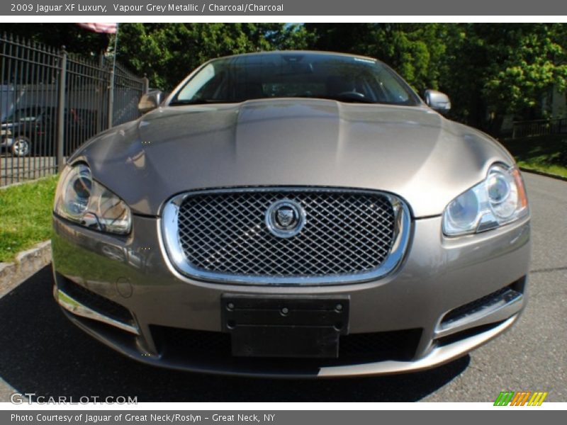 Vapour Grey Metallic / Charcoal/Charcoal 2009 Jaguar XF Luxury