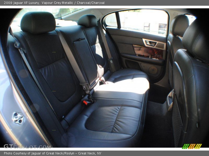 Vapour Grey Metallic / Charcoal/Charcoal 2009 Jaguar XF Luxury