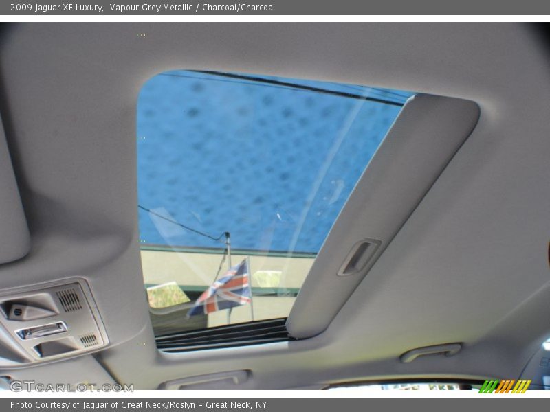 Vapour Grey Metallic / Charcoal/Charcoal 2009 Jaguar XF Luxury