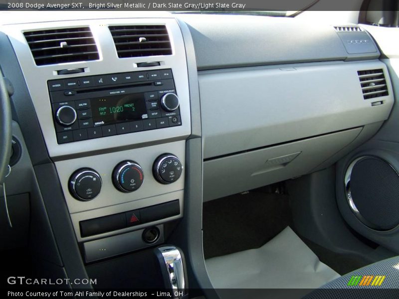 Bright Silver Metallic / Dark Slate Gray/Light Slate Gray 2008 Dodge Avenger SXT