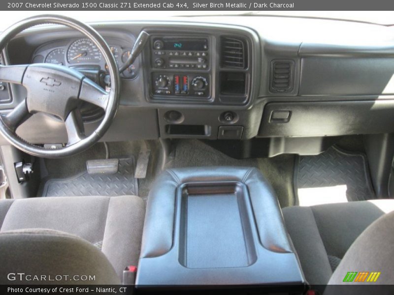 Silver Birch Metallic / Dark Charcoal 2007 Chevrolet Silverado 1500 Classic Z71 Extended Cab 4x4
