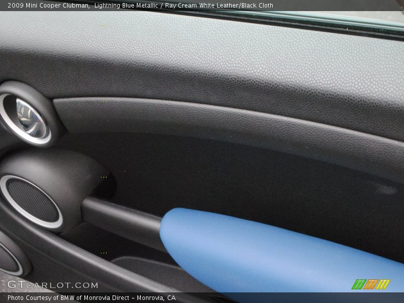 Lightning Blue Metallic / Ray Cream White Leather/Black Cloth 2009 Mini Cooper Clubman
